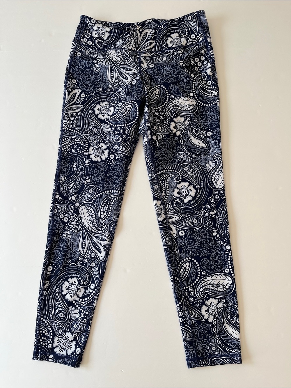 Old Navy Active Women Navy and White Paisley Leggings Size L/G Stretch Athletic